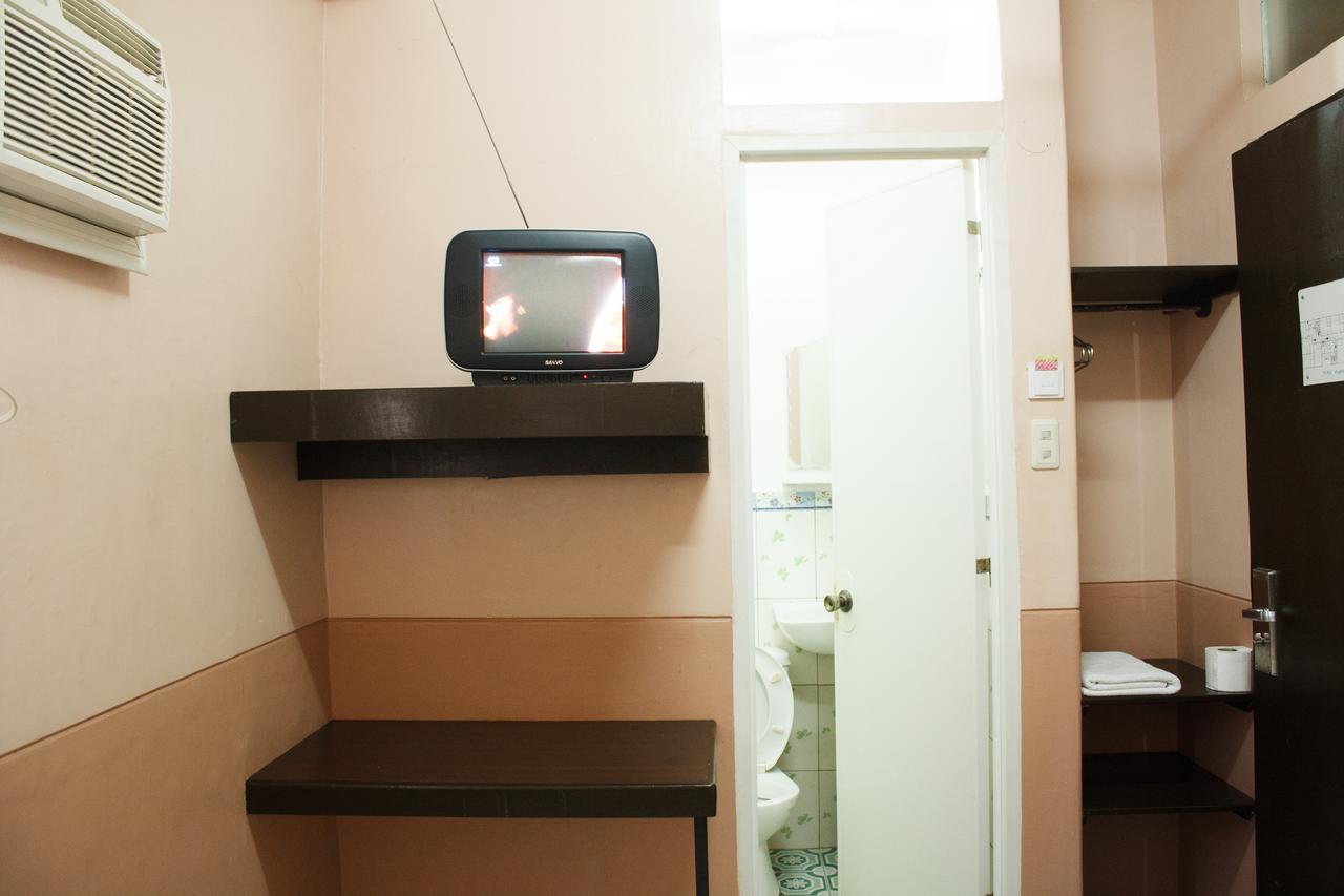 Gv Hotel - Naval Biliran Екстериор снимка